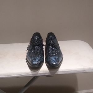 Man MAURI gator shoes